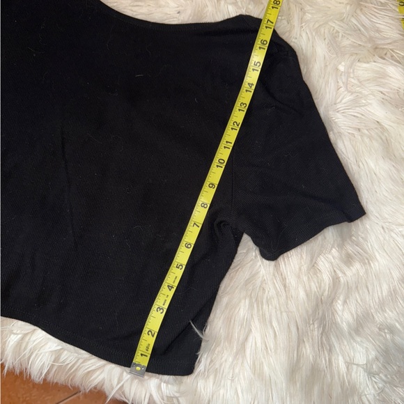 Fashion Nova Top - Picture 4 of 4